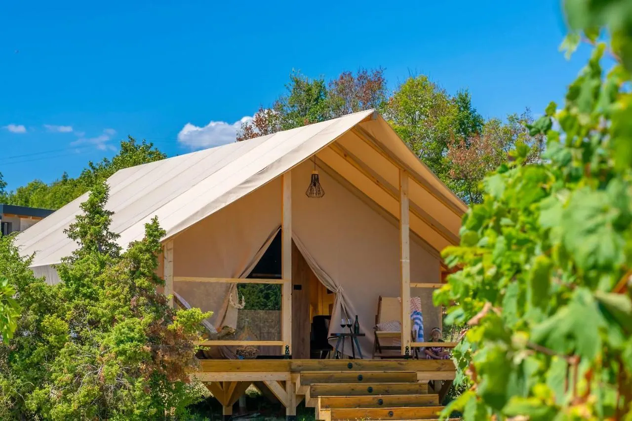 Floria Glamping Garden Hotel Labin  Campsite