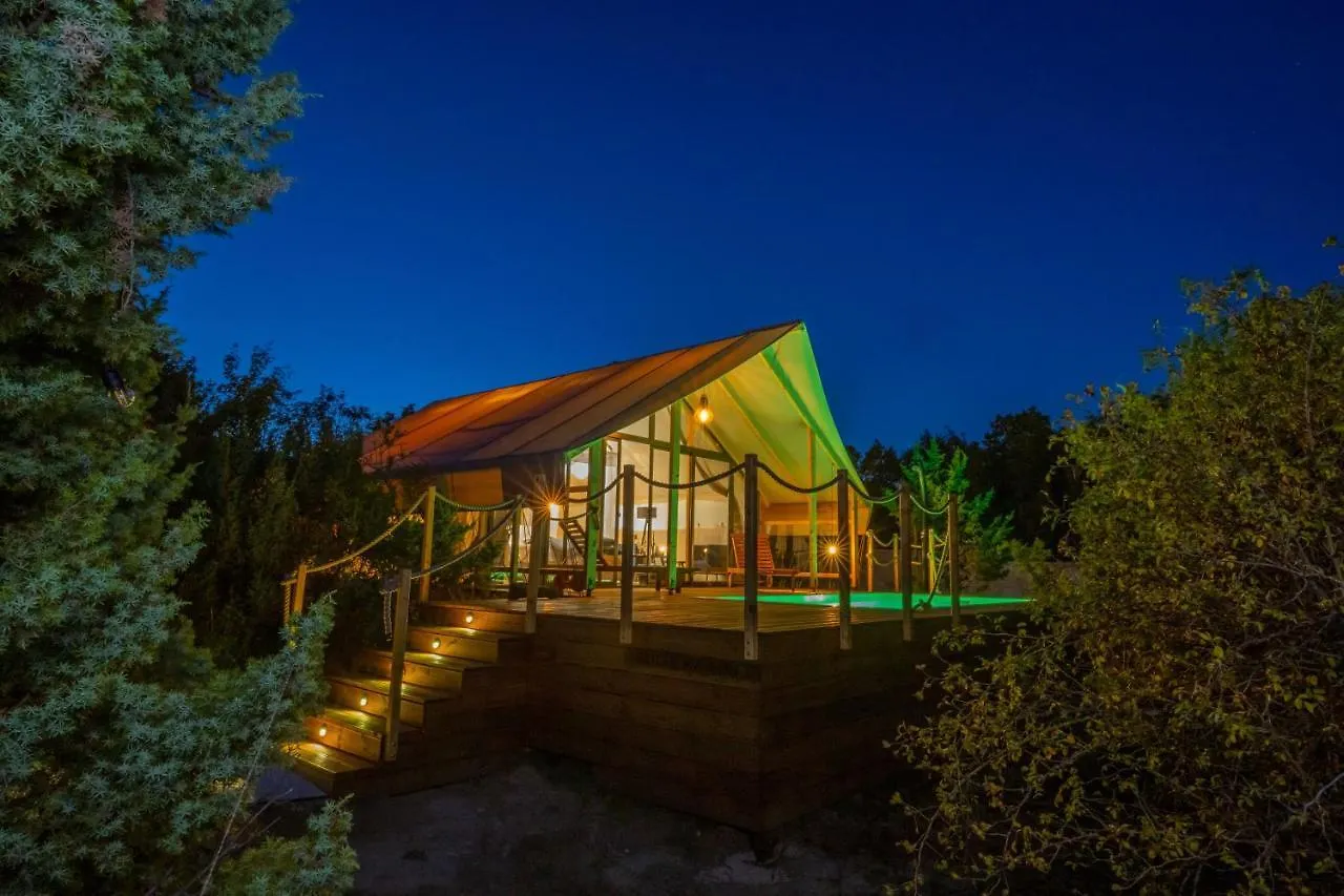 Floria Glamping Garden Hotel Labin  Campsite