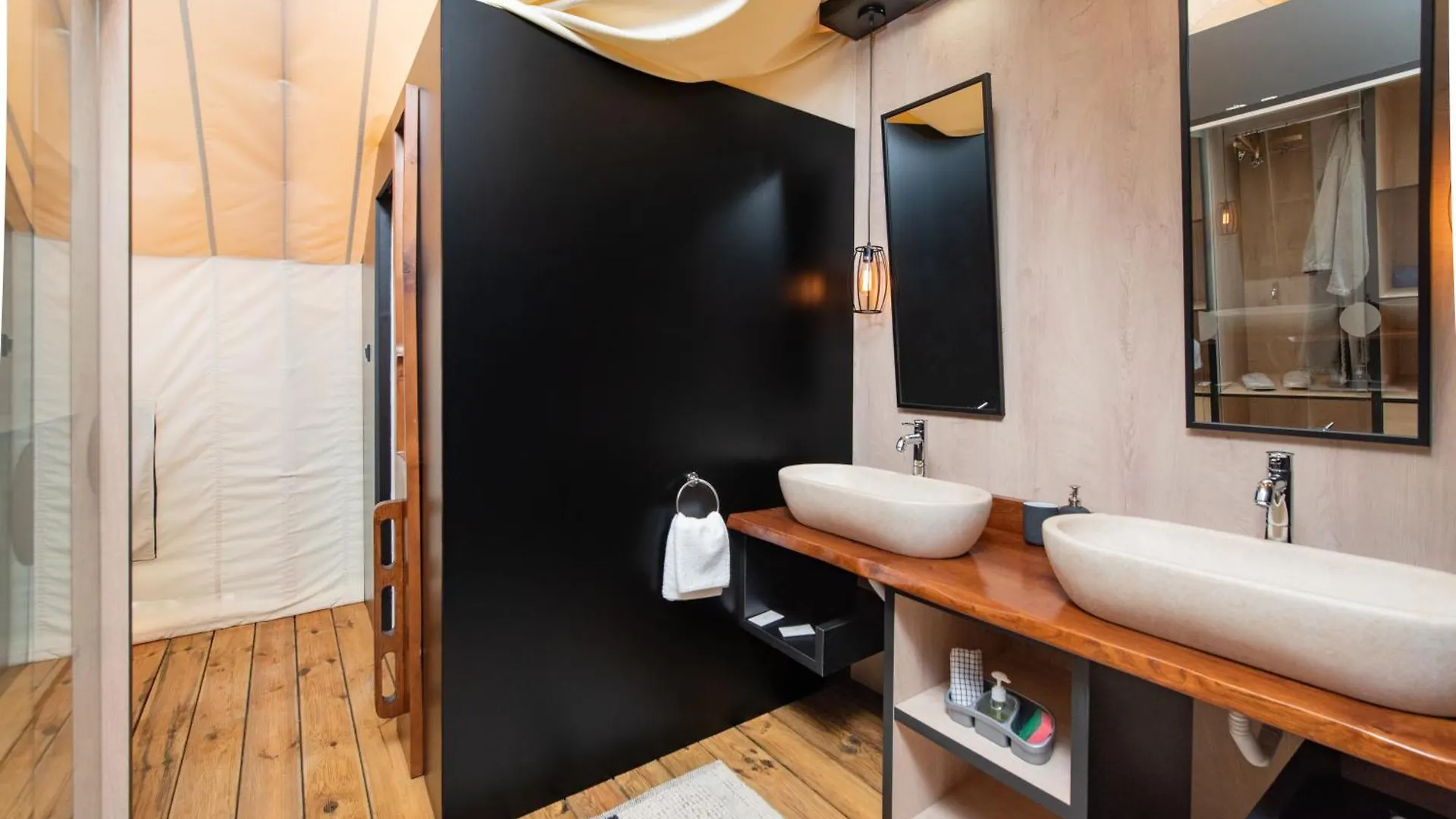 Floria Glamping Garden Hotel Labin  4*, Labin (Istria)