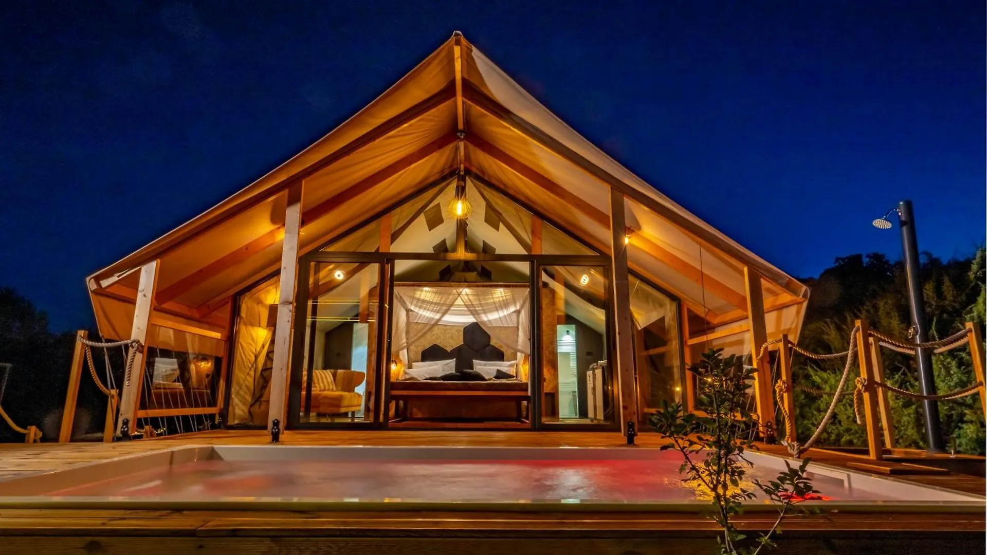 Floria Glamping Garden Hotel Labin  Campsite